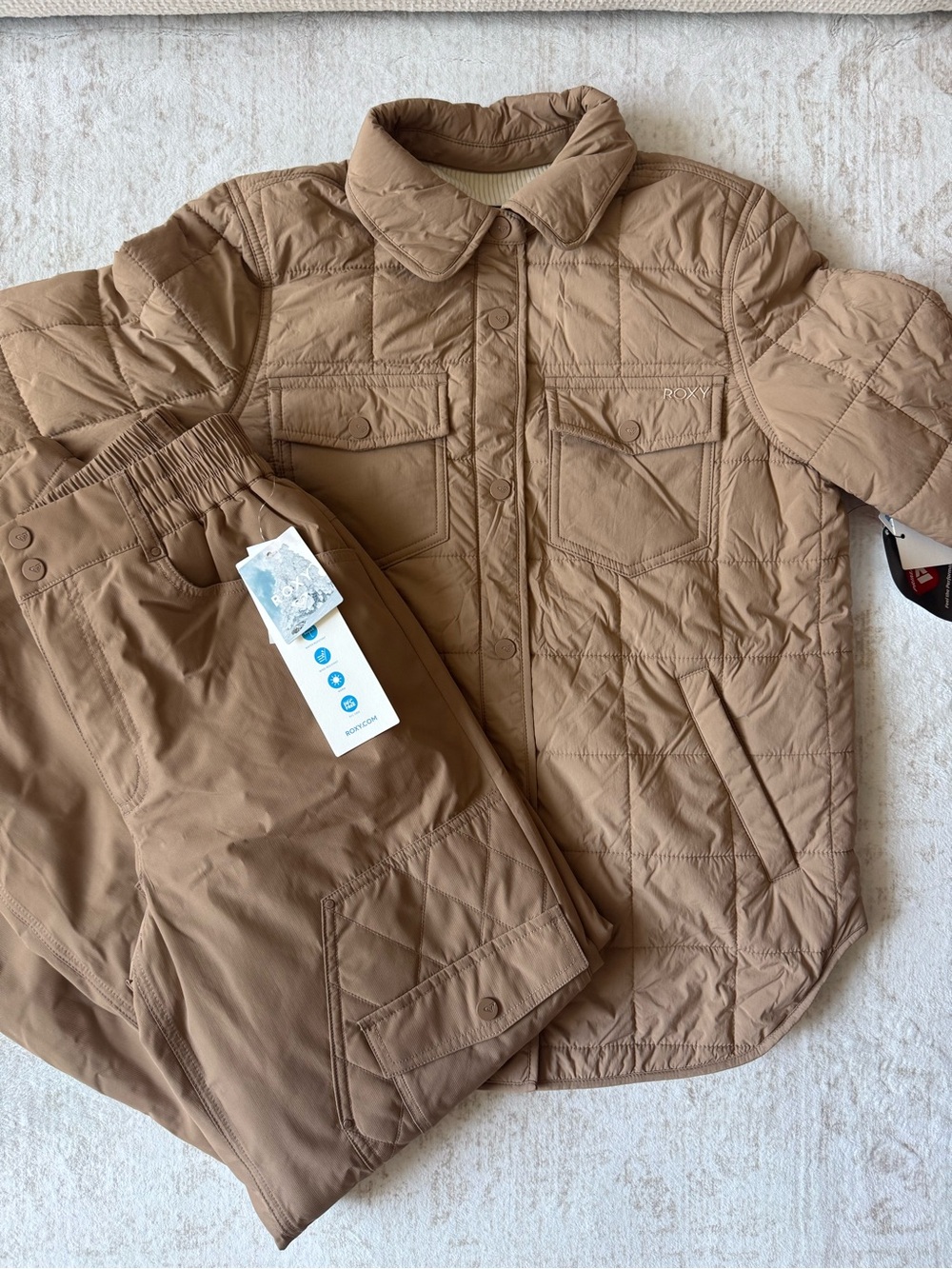 Roxy Alpine Quilted Button-Up Shacket and Matching Parachute Pants Set - S